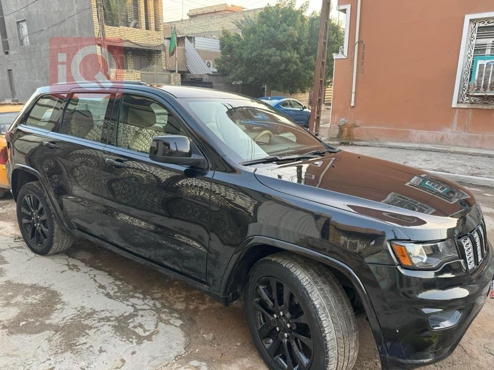 جيب جراند شيروكي